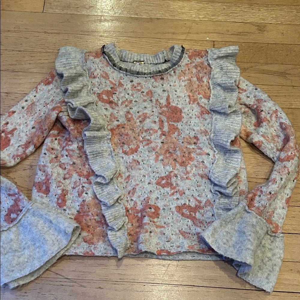 Free People Sweater size XS